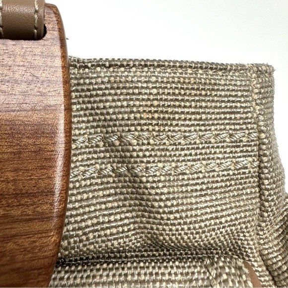 Relic Fossil Vintage Style Wood Handle
Canvas Handbag Boho Beachy - Picture 10 of 11